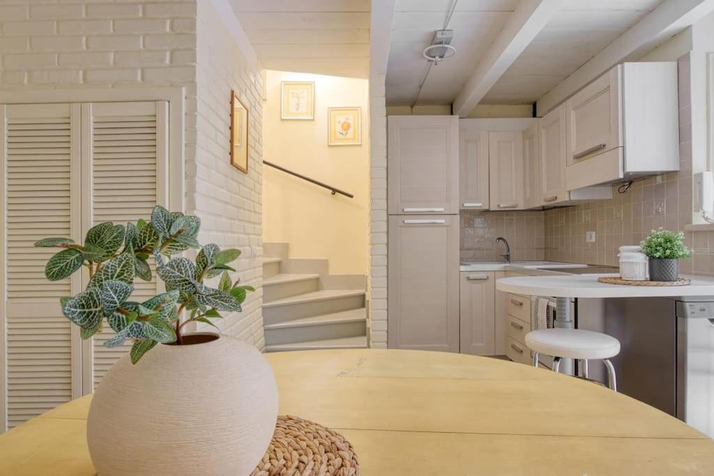 Flavia's Loft Spanish Steps Apartment